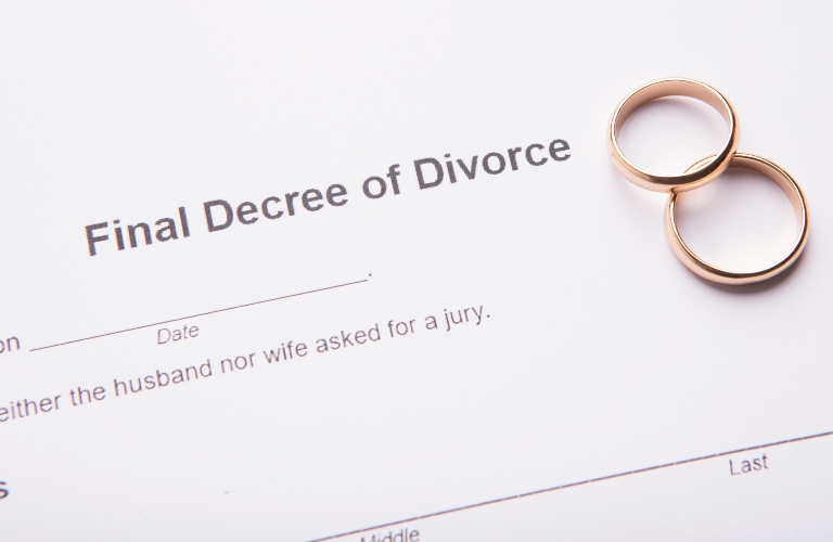 Wedding rings on final divorce decree document